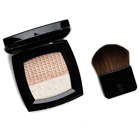 Chanel Duo Lumiere Highlighter Review & Swatches 